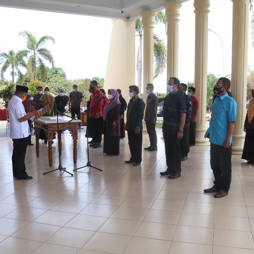 Lantik Pejabat Administrator dan Pengawas, Ali Baal: Sudah Melalui Pertimbangan Kualifikasi dan Jarak Antara Tempat Tugas dengan Domisili